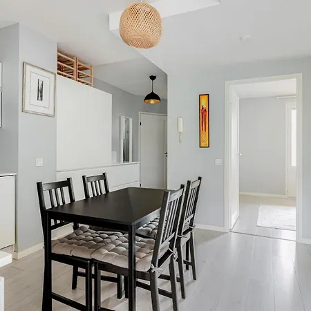 Bright, 2-bedroom Next To Suvilahti Lejlighed Helsinki